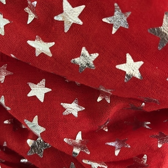 Infinity scarf in red with silver stars with distressed hem. Super festive. - Picture 3 of 5